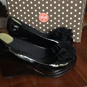 Wedge patent leather heels